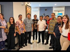 Budiman Sudjatmiko Jelaskan Foto Viral Bersama Hashim Bertemu JK-Anies