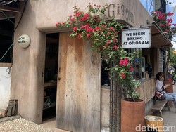 Kafe Populer di Canggu Tidak Halal hingga Istilah Babi pada Makanan Italia