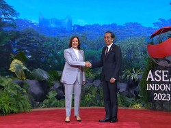 Di Depan Wapres AS, Jokowi Pamer ASEAN Jadi Kawasan yang Menjanjikan