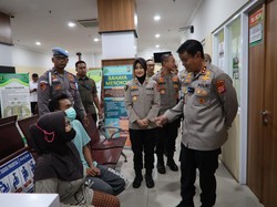 Target Zero Complain dari Masyarakat, Kapolda Banten Maraton Cek Pelayanan