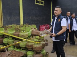Polisi Grebek Lokasi Pengoplosan Gas di Labura, 1 Remaja Jadi Tersangka