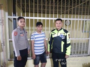 Sopir Truk BBM yang Adu Banteng dengan Ambulans Bawa Jenazah Jadi Tersangka Sopir Truk BBM yang Adu Banteng dengan Ambulans Bawa Jenazah Jadi Tersangka
