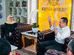 Bamsoet Dorong Penerapan Cyber Notary di Era Revolusi Industri 4.0 Bamsoet Dorong Penerapan Cyber Notary di Era Revolusi Industri 4.0