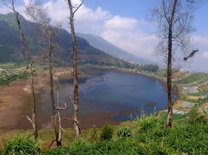 Volume Air di Telaga Merdada Dieng Kian Mengering