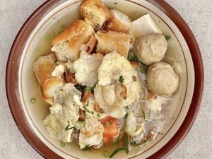 Mantul! 5 Soto Mie Bogor Legendaris hingga Langganan Artis Mantul! 5 Soto Mie Bogor Legendaris hingga Langganan Artis