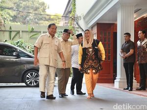 Yenny Wahid: Banyak Kiai NU Bersimpati Besar ke Pak Prabowo Yenny Wahid: Banyak Kiai NU Bersimpati Besar ke Pak Prabowo