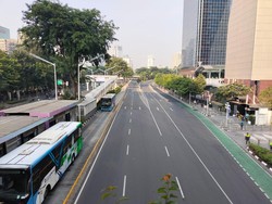 Penampakan Jalan Sudirman Kosong Saat KTT ASEAN di Jakarta