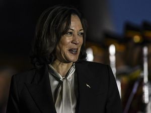 Momen Wapres AS Kamala Harris Tiba di RI Momen Wapres AS Kamala Harris Tiba di RI