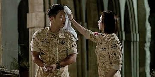 Yoon Myeong Joo & Seo Dae Young – Descendants of the Sun