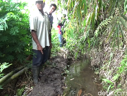 Polisi Selidiki Temuan Al-Quran yang Dibuang di Saluran Irigasi Lumajang