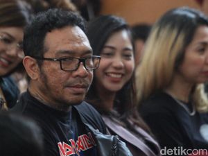 Ayah David Ozora Saksikan Sidang Vonis Mario Dandy-Shane Lukas Ayah David Ozora Saksikan Sidang Vonis Mario Dandy-Shane Lukas