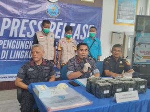 BNN Banten Bongkar Gudang Narkoba di Periuk Tangerang, 12 Kg Sabu Disita BNN Banten Bongkar Gudang Narkoba di Periuk Tangerang, 12 Kg Sabu Disita