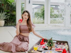 Cantiknya Amanda Caesa, Putri Parto Saat Jajan Permen dan Buah