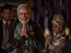 PM Narendra Modi Hadiri KTT ke-20 ASEAN-India PM Narendra Modi Hadiri KTT ke-20 ASEAN-India