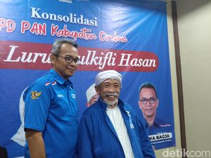 Nahkodai PAN Cirebon, Qomar Bidik Satu Fraksi Kursi DPRD di Pileg 2024 Nahkodai PAN Cirebon, Qomar Bidik Satu Fraksi Kursi DPRD di Pileg 2024