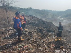 Api yang Bakar Lahan Eks TPA Panembong Mulai Terkendali