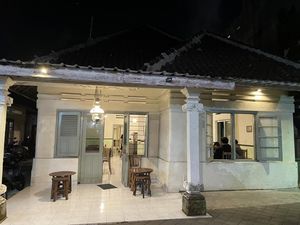 Kopi Rumahan, Kafe Jadul 90an di Denpasar Kopi Rumahan, Kafe Jadul 90an di Denpasar