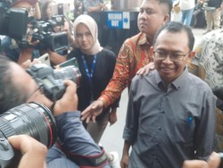 KPK Periksa Eks Dirut TransJ Sebagai Tersangka di Korupsi Beras Bansos