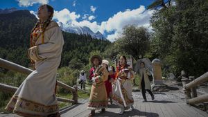 Menjelajahi Cagar Alam Yading di China yang Menyegarkan Mata