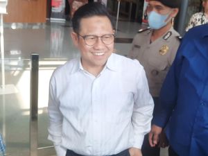 Cak Imin Usai Diperiksa: Saya Bantu KPK Selesaikan Kasus Korupsi Cak Imin Usai Diperiksa: Saya Bantu KPK Selesaikan Kasus Korupsi