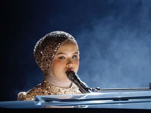 Ada Restu U2 di Balik Lolosnya Putri Ariani ke Final AGT 2023 Ada Restu U2 di Balik Lolosnya Putri Ariani ke Final AGT 2023