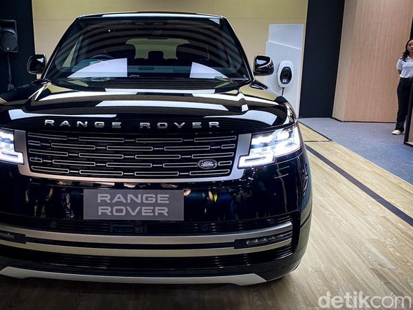 Potret Range Rover PHEV Terbaru buat Orang Tajir di RI, Iritnya Ngalahin Honda BeAT
