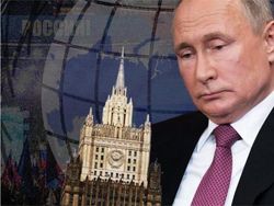 Ancaman-Hinaan-Robot Kremlin, Diplomasi Rusia Mati di Bawah Putin