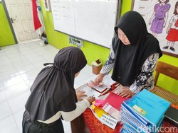 Akhirnya! Disdik Kota Blitar Cairkan Ongkos Jahit Seragam Gratis