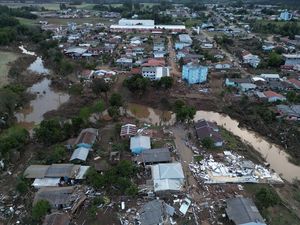 Jejak Kehancuran Akibat Topan di Brasil, 36 Orang Tewas
