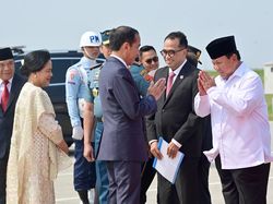 Jokowi Bertolak ke India Hadiri KTT G20, Prabowo-Kapolri Lepas Keberangkatan