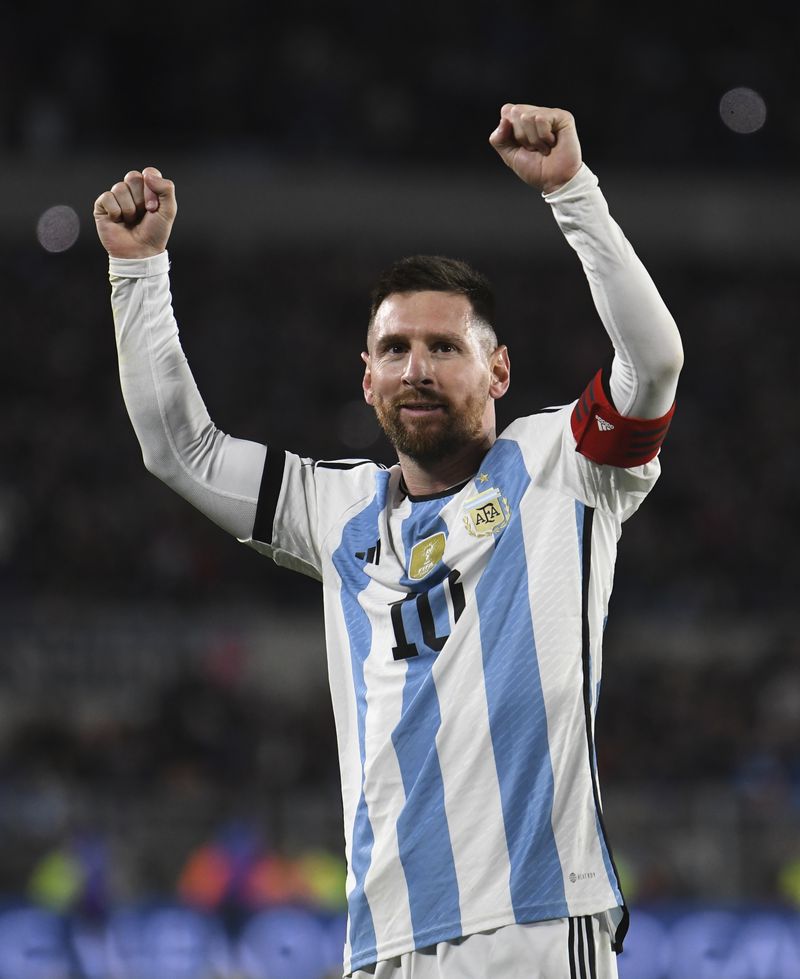 Argentina's Lionel Messi, celebrates scoring his side's first goal against Ecuador during a qualifying soccer match for the FIFA World Cup 2026, at Monumental stadium in Buenos Aires, Argentina, Thursday, Sept. 7, 2023. (AP Photo/Gustavo Garello)