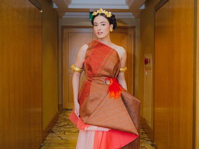 7 Foto Mawar Eva de Jongh Tampil Memukau Saat Bernyanyi di KTT ASEAN 2023