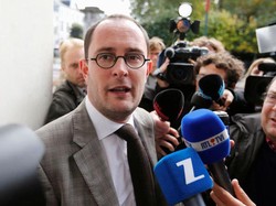 Geger Skandal Pipis, Menteri Kehakiman Belgia Banjir Kecaman