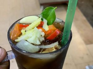 Kocak! Restoran Ini Punya Menu Nyeleneh yang Bikin Pelanggan Terkejut