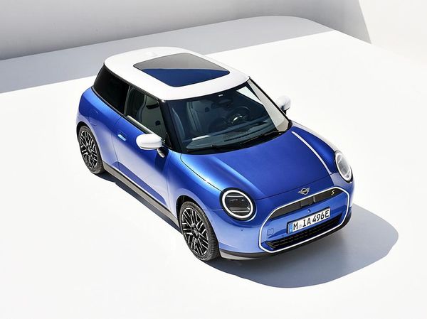 Lihat Lebih Dekat Wujud Mini Cooper Electric Terbaru