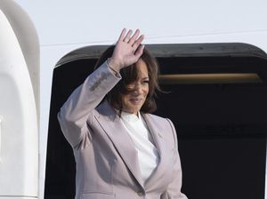 Wapres AS Ngaku Sangat Takut Trump Kembali ke Gedung Putih