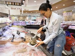 Nikita Mirzani Belanja Kebutuhan Dapur, Habiskan Rp 13,7 Juta!