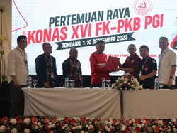 Olly Dondokambey Nakhodai FK-PKB PGI Periode 2023-2028
