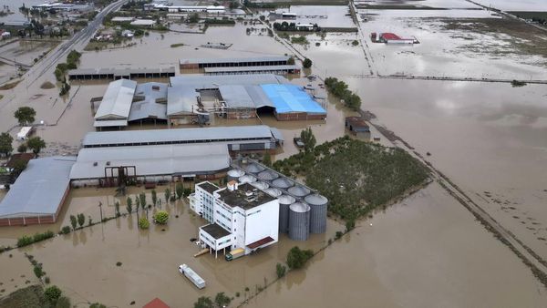 Potret Udara Banjir Merendam Sejumlah Wilayah Yunani