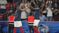 Di babak kedua, Prancis bisa memperbesar keunggulan. Thuram mencatatkan namanya di papan skor. Sepakan kaki kanannya mengirim bola masuk ke gawang Irlandia.  