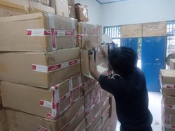 Bea Cukai Jambi Amankan 394 Ribu Rokok Ilegal, 2 Pemilik Ditahan