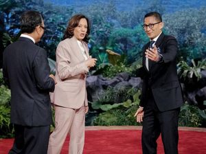 Sandiaga Todong Kamala Harris Liburan di Indonesia Aja