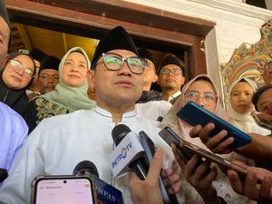 Cak Imin Ungkap Alasan Kembali ke Jakarta di Tengah Tour de Wali Songo Cak Imin Ungkap Alasan Kembali ke Jakarta di Tengah Tour de Wali Songo