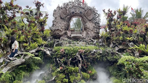 Spot Foto di Sari Timbul Glass Factory Bali Cantiknya Kelewatan!