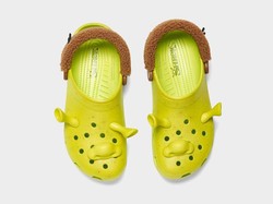 Crocs Rilis Sepatu Bertema Shrek, Disebut Sepatu Paling Jelek