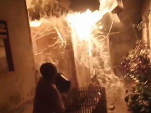 Pilu Emak Ooy, Rumah Hangus Terbakar gegara Lupa Matikan Tungku