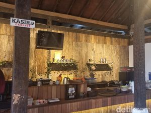 Budaya Timur Tengah dan Jawa Berpadu di Kopi Pasir Jogja Budaya Timur Tengah dan Jawa Berpadu di Kopi Pasir Jogja