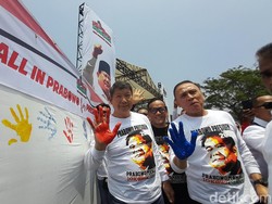 Pesan Tersirat di Balik Cap 5 Jari saat Pelantikan Prabowo Mania Sumedang
