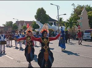 Pawai Budaya Meriahkan Pesta Rakyat Simpedes 2023 di Ponorogo Pawai Budaya Meriahkan Pesta Rakyat Simpedes 2023 di Ponorogo