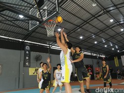 Tim Basket Sumut untuk PON 2024 Lawan Atlet Nasional di Medan